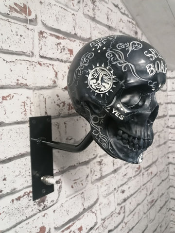💀LAST DAY 50% OFF - 🏴‍☠️Motorcycle Helmet and Jacket Skull Holder