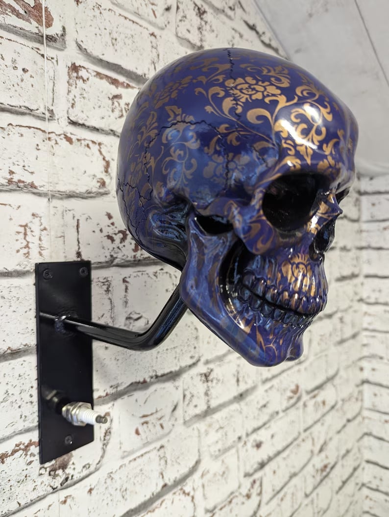 💀LAST DAY 50% OFF - 🏴‍☠️Motorcycle Helmet and Jacket Skull Holder
