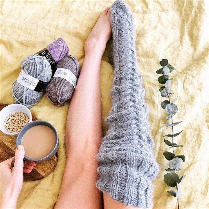 🔥Hot Sale 50% OFF🔥-Warm Over Knee Extra Long Knitted Socks